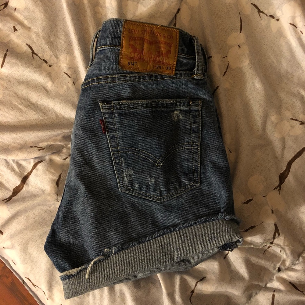 514 Levi’s denim shorts